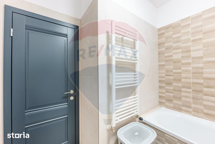 Apartament cu 3 camere decomandat în Șega