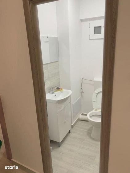 Apartament cu 3 camere decomandat în Drumul Taberei