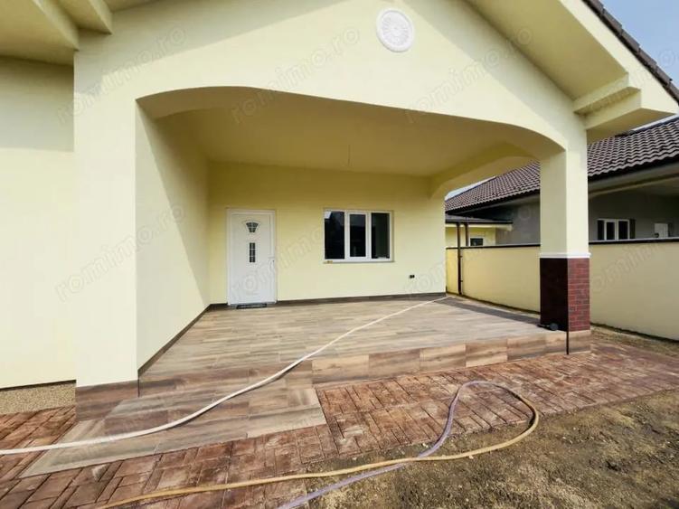 Casă cu 3 camere cu Teren 350 Mp în Beregsău Mare