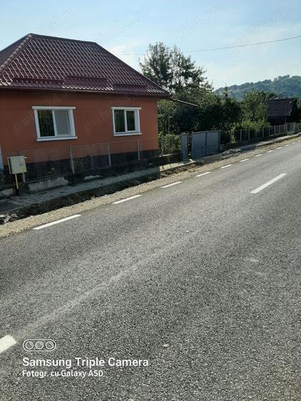Casă cu 3 camere cu Teren 3800 Mp în Șăușa