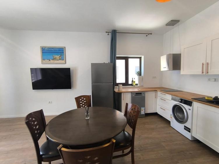 Apartament cu 3 camere, mobilat în Kamsas