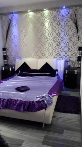 Apartament cu 3 camere decomandat în Tătărași