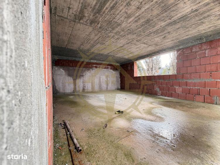 Casă cu 8 camere cu Piscina în Snagov