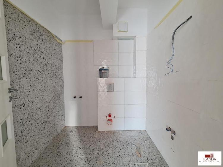 Casă cu 5 camere cu Canalizare în Chiajna