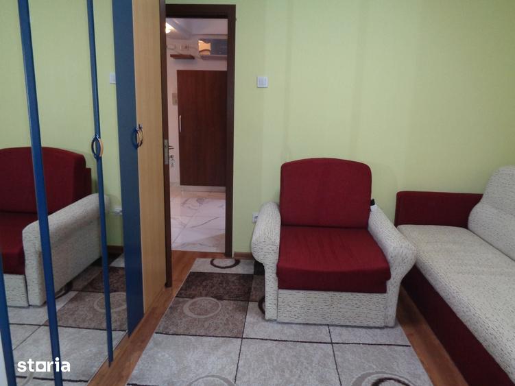 Apartament cu 2 camere decomandat în Podgoria