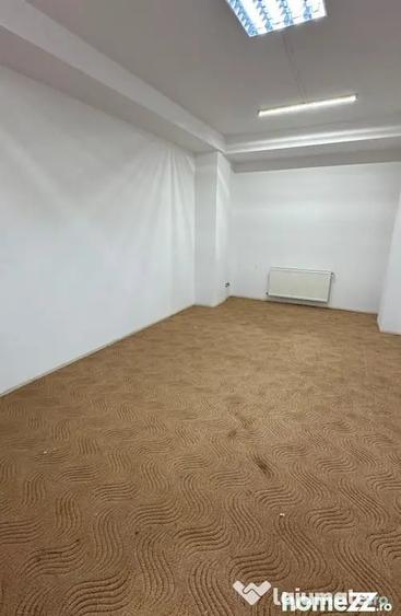 Spațiu comercial, de 250 mp, în ICIL