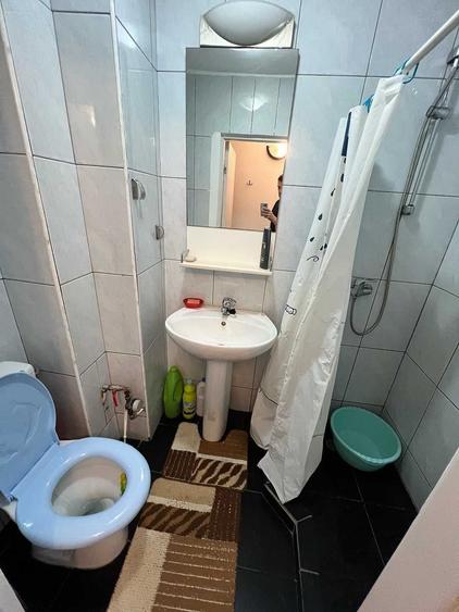 Apartament cu 2 camere nedecomandat în Decebal