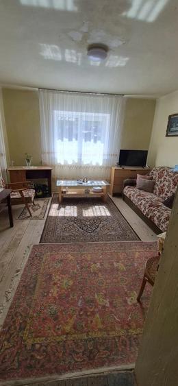 Casă cu 1 camere cu Teren 2000 Mp în Fundătura