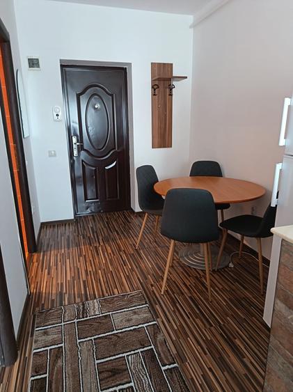 Garsonieră decomandată în Florești