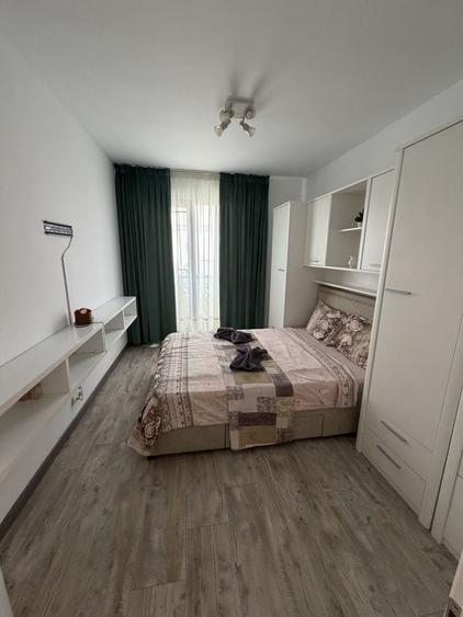 Apartament cu 2 camere decomandat în 1 Mai