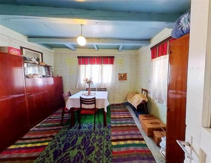 Casă individuală cu 4 camere cu Canalizare în Crăiești