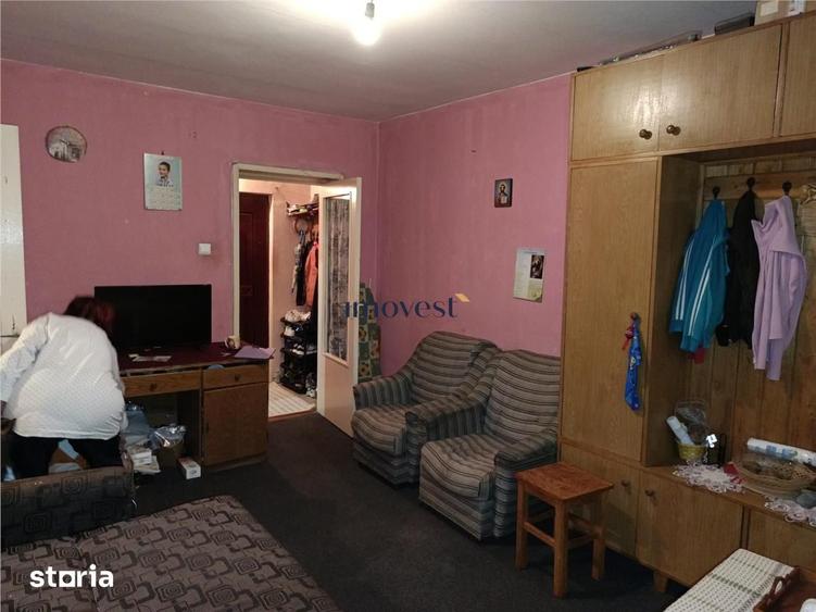 Apartament cu 2 camere decomandat în Careiului