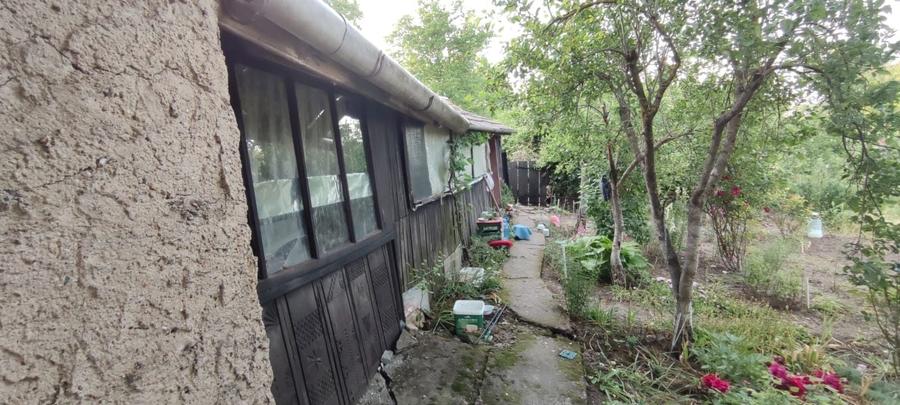 Casă cu 3 camere în Gogoșari