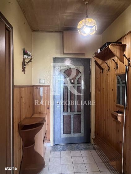 Apartament cu 2 camere semidecomandat în Calea Aradului