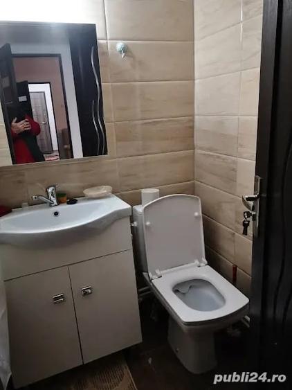 Apartament cu 3 camere decomandat în Patria