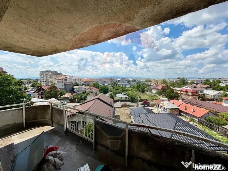 Apartament cu 3 camere decomandat în Brăilei