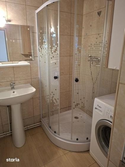 De inchiriat Apt 2 camere la curte S1 - 1