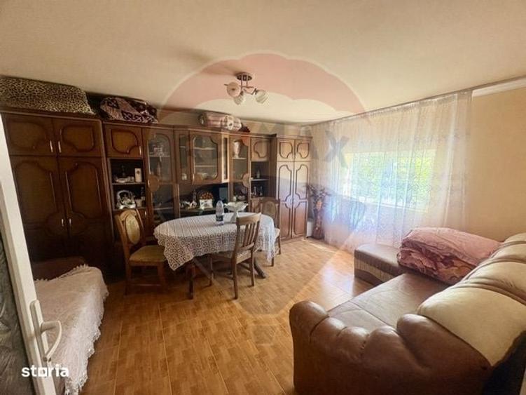 Casă cu 2 camere în Mara