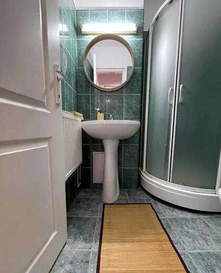 Apartament cu 4 camere decomandat, mobilat în Gheorgheni