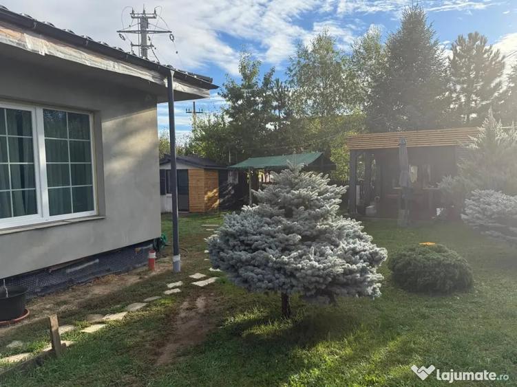 Casă cu 4 camere în Păun
