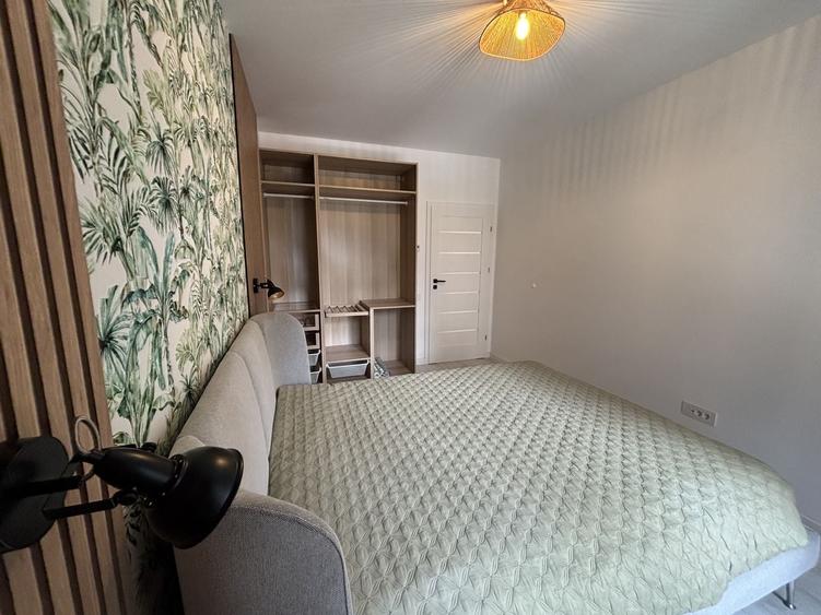 Apartament cu 2 camere decomandat, mobilat în Aradului