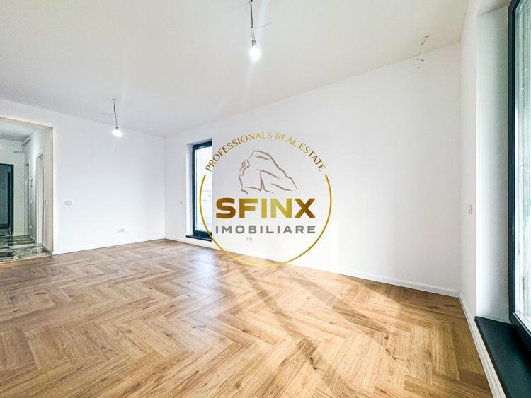 Apartament cu 3 camere semidecomandat în Ștefan cel Mare