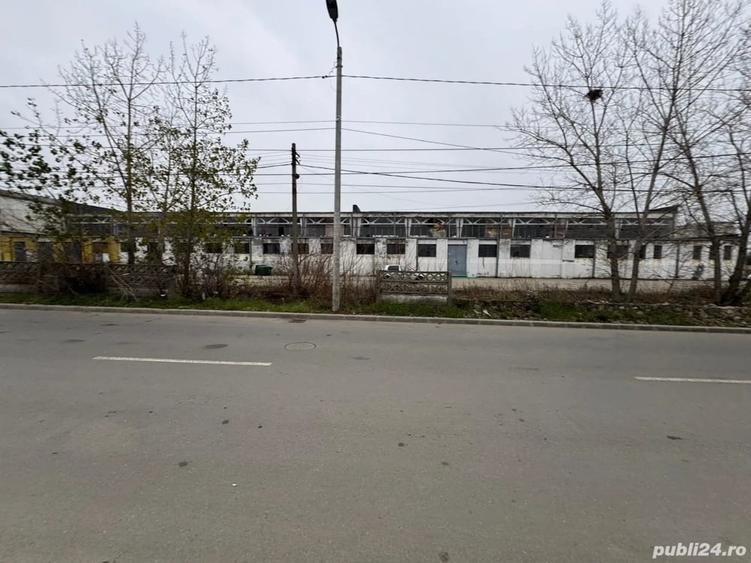 Spațiu comercial, de 3,000 mp, în Industrial