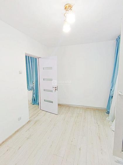 Apartament cu 2 camere nedecomandat în Tătărași