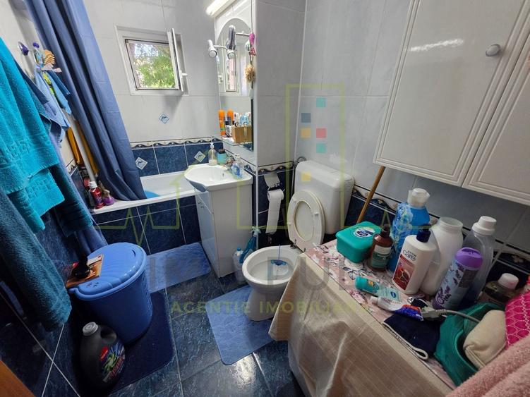 Apartament cu 3 camere semidecomandat în Șagului