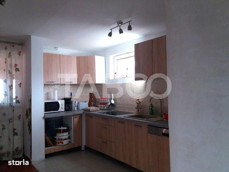 Casă cu 4 camere în Sadu