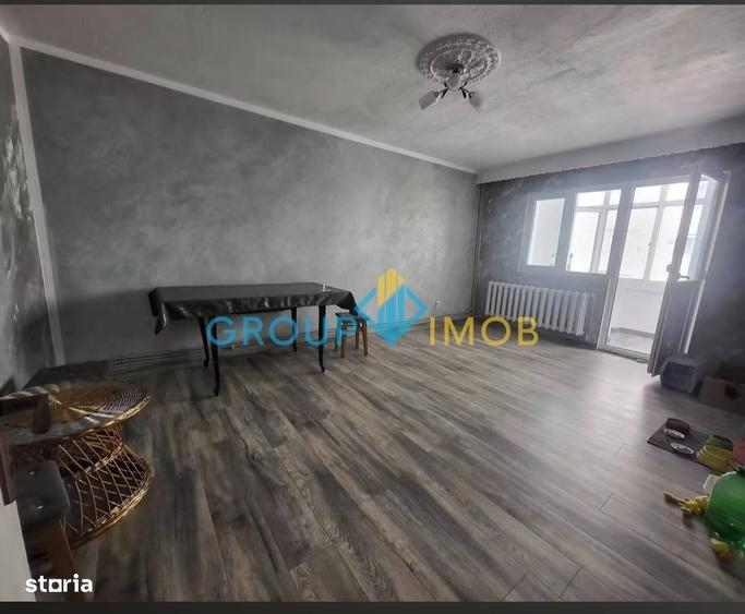 Apartament cu 3 camere decomandat în Orizont