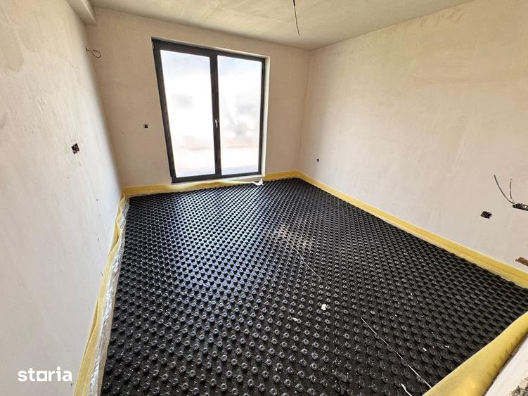 Casă cu 4 camere cu Teren 324 Mp în Fundeni