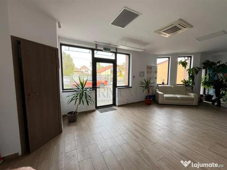 Casă cu 20 camere cu Teren 1500 Mp în Mircea cel Bătrân