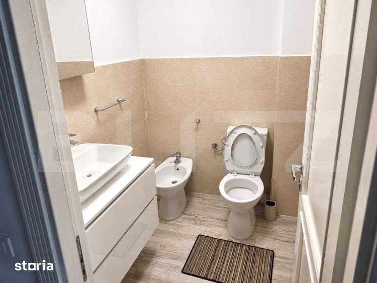Apartament cu 3 camere decomandat în Sud