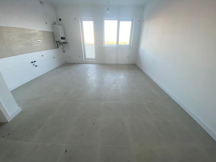 Apartament cu 2 camere semidecomandat în Berceni — fotografia 2