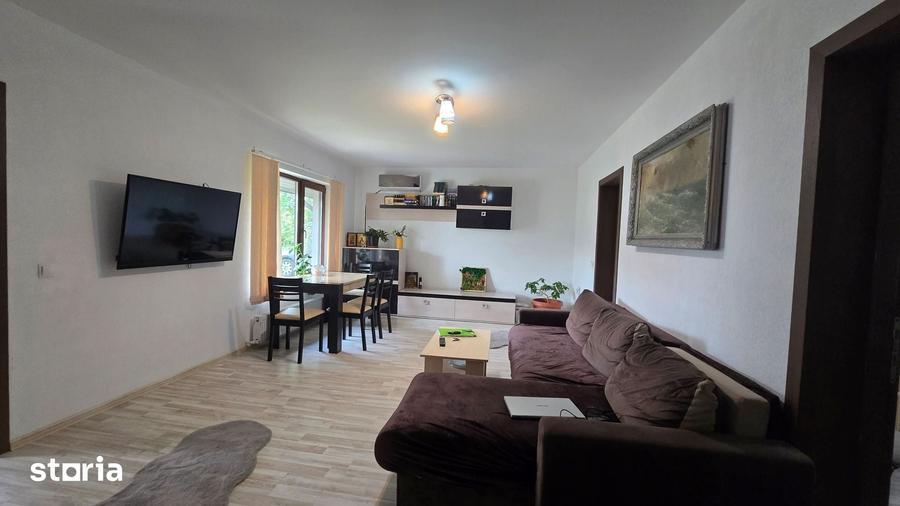 Casă cu 4 camere cu Teren 410 Mp în Rediu