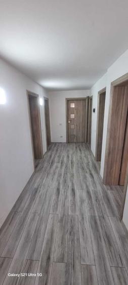 Casă cu 4 camere cu Teren 1400 Mp în Cristian