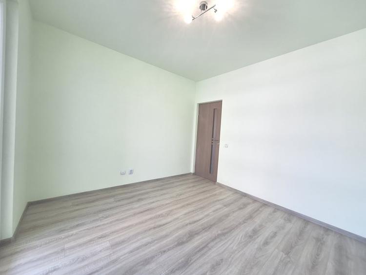 Apartament cu 3 camere, 86 mp, parcare, zona BMW - 7
