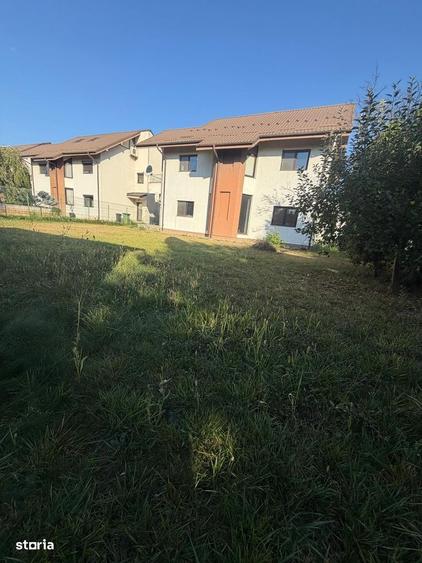 Casă cu 4 camere cu Teren 600 Mp în Calea Moldovei