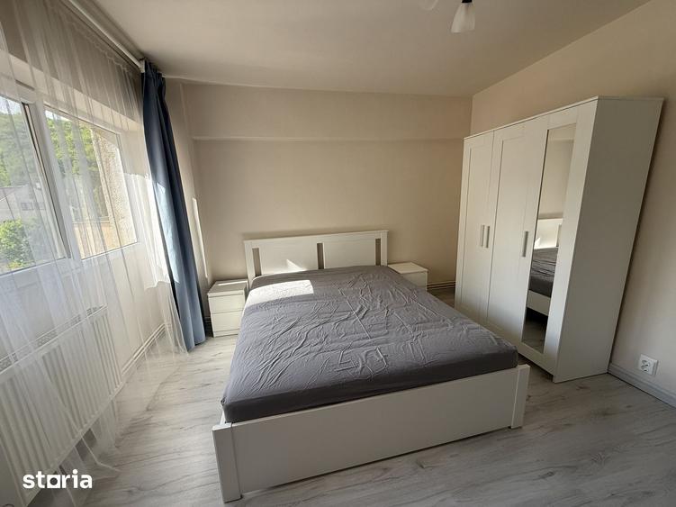 Apartament cu 3 camere decomandat în Valea Cetății