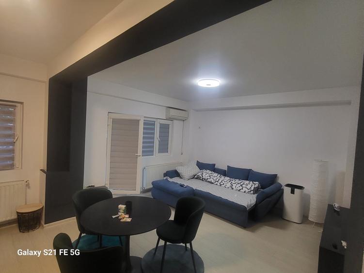 Apartament cu 2 camere nedecomandat în Roșu