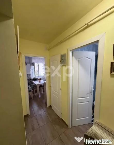 Apartament cu 2 camere decomandat în Micro 6