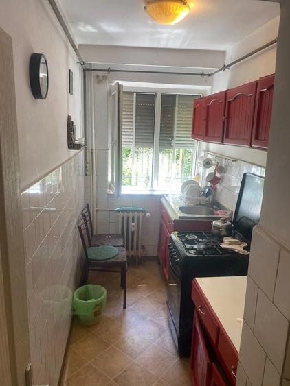 Apartament cu 2 camere semidecomandat în Km 4