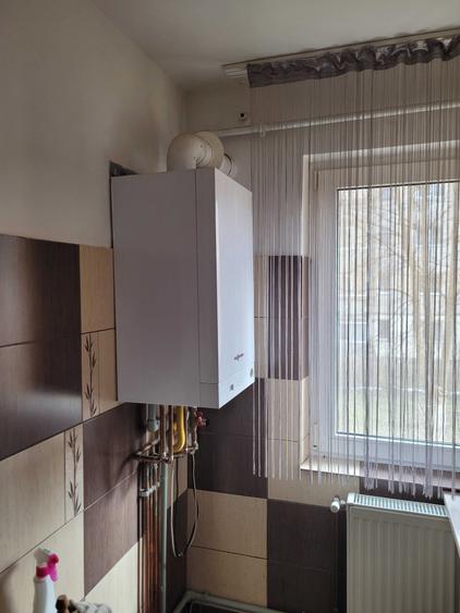 Apartament cu 2 camere semidecomandat în Ostroveni