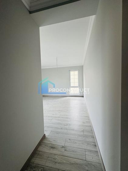 Apartament cu 2 camere decomandat în Giroc