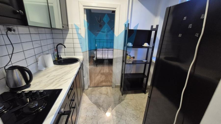 Apartament cu 3 camere circular, mobilat în Calea Victoriei