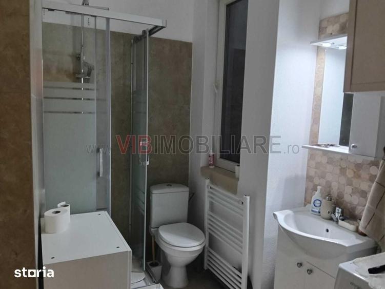 Apartament cu 3 camere semidecomandat în Iosefin