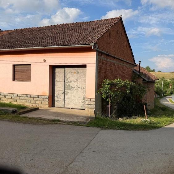 Casă cu 4 camere în Vălanii de Beiuș