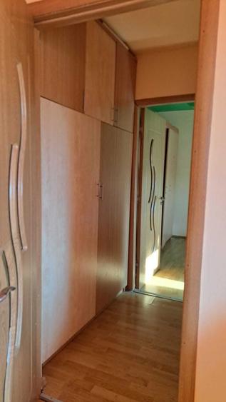 Inchiriez apartament 2 camere,zona Cotu Mic! - 2
