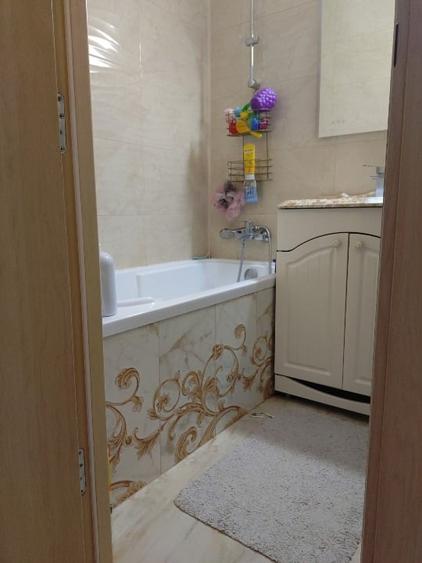 Apartament cu 3 camere decomandat în 1 Decembrie 1918